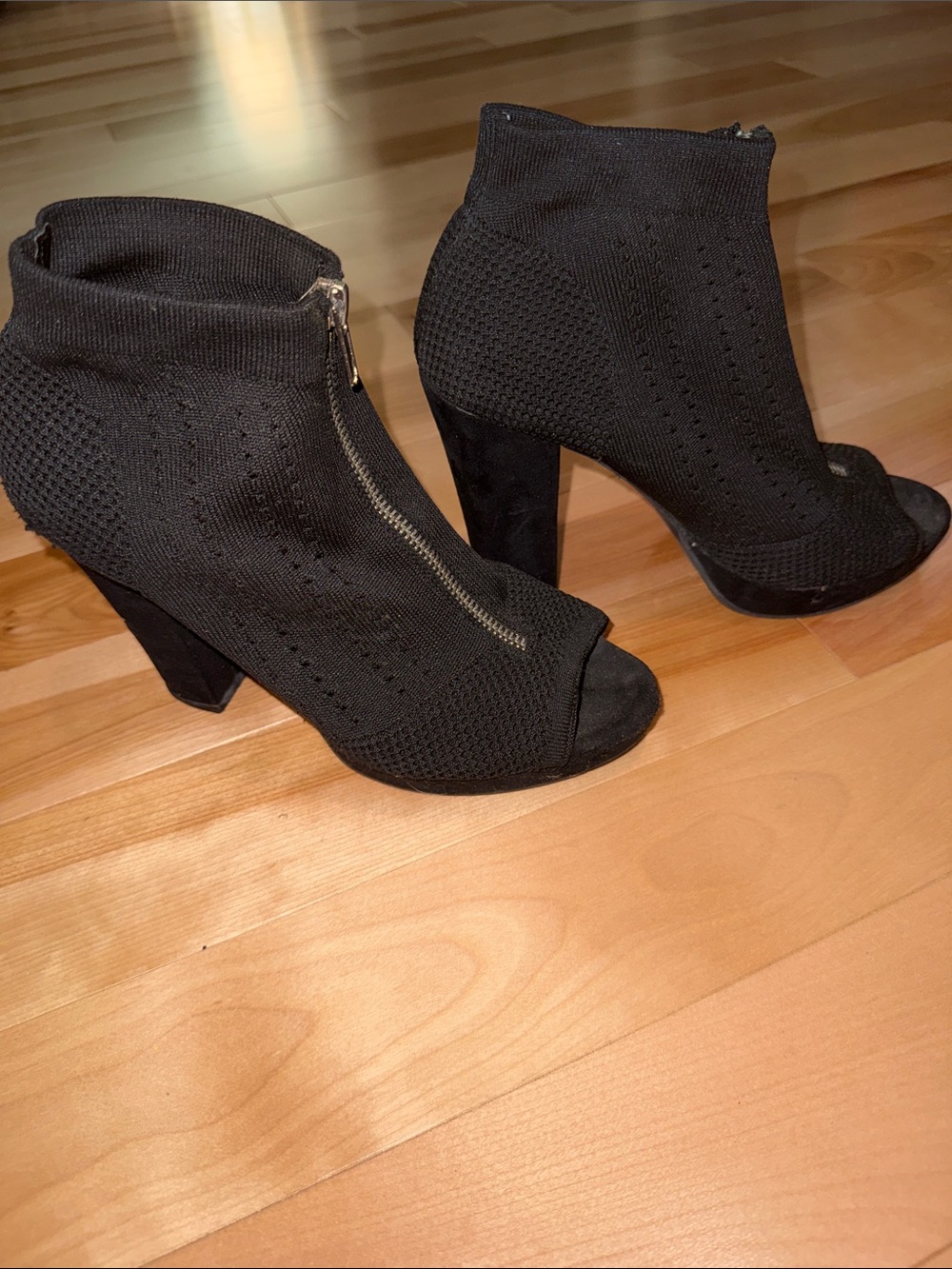 EVIE Black Knit Open-Toe Front-Zip suede block heel Booties 7.5 Silver hardware